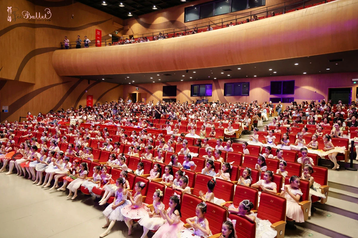 2025上海洁芭蕾舞蹈汇报演出圆满落幕(图6)